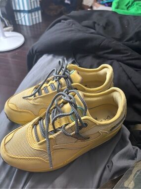 Authentic Cactus Jack Travis Scott x Nike air max shoe (W7/M5.5)